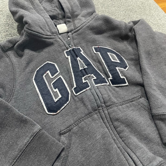 GAP Kids Gray Hoodie 5 years Toddler - Picture 2 of 4